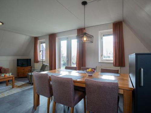 Iekārtas, Holiday Home with Garden in Mook en Middelaar