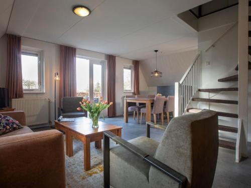 Holiday Home with Garden in Mook en Middelaar