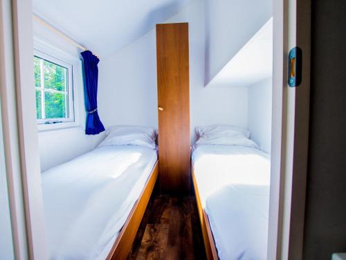 Great chalet with dishwasher surrounded by nature - image 3
