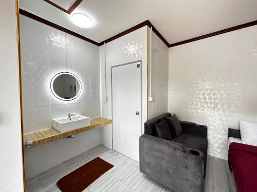 MJ Resort in Nong Phai