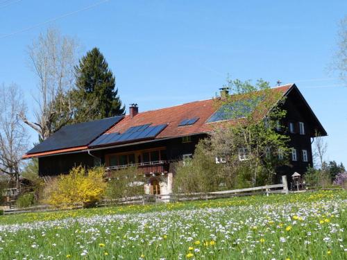 Hiemer 2 Comfortable holiday residence in Sulzberg, Deutschland