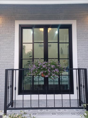 Zoom Garden Home in Bang Bua Thong