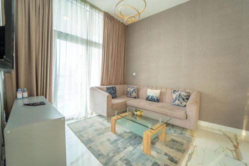 AWS Holiday Homes - Luxurious 2BR in Business Bay, Dubai (photo 6)