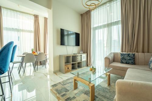 AWS Holiday Homes - Luxurious 2BR in Business Bay, Dubai (photo 5)