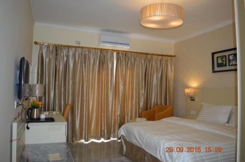 Hotel Pacific, Lda