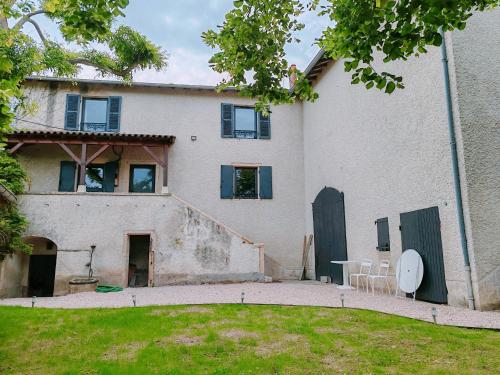 . Chambres d'Hotes Le Panoramic Chiroubles Beaujolais