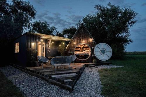 Unique glamping experience near Ely & Cambridge in سوتون