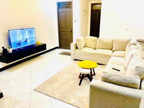 Cozy Kampala Apartment with Great Views - image 3