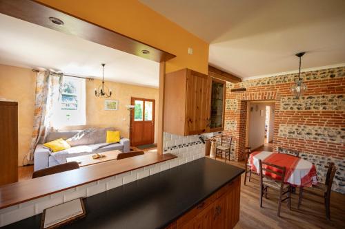Kitchen, Gite L'Orangerie du Chateau D'Emalleville in Saint-Sauveur-d'Emalleville