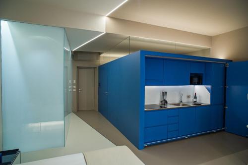 Suite with City View image 10