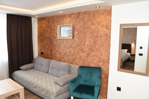 Hotel Srbija Tis - image 2