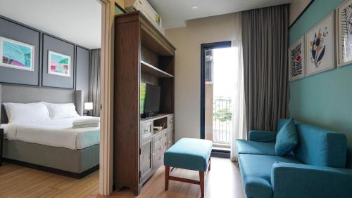 DLUX Condominium Chalong Phuket near Ao Chalong Pier