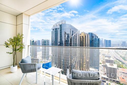 LUX The Bonnington JLT Suite - image 3