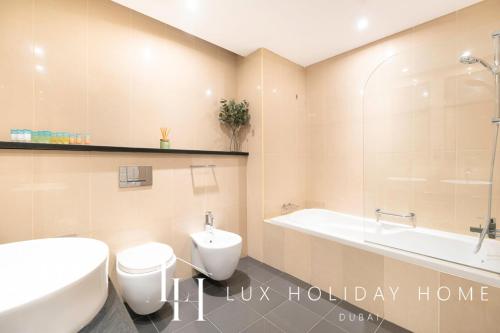 LUX The Bonnington JLT Suite - image 10