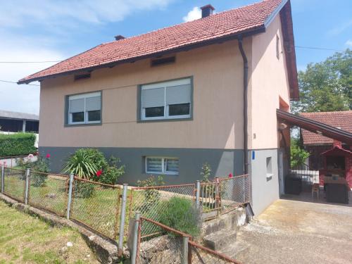 Apartman KATARINA Mrežnica (Apartman KATARINA Mreznica) in Galović Selo