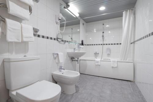 Riga Islande Hotel with FREE Parking