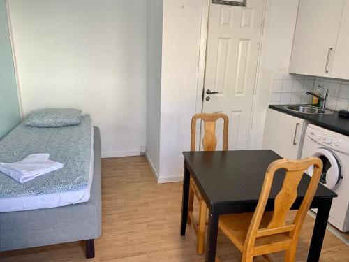 Cozy small Apartment just outside Stockholm, Stockholm (photo 8)