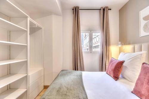 Standard Apartment image 10