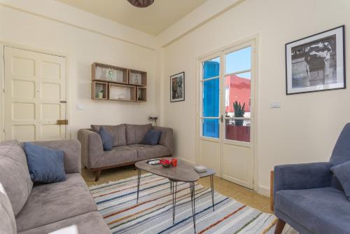 Mikaella's Cozy 1-BR with 24-7 Electricity - image 11