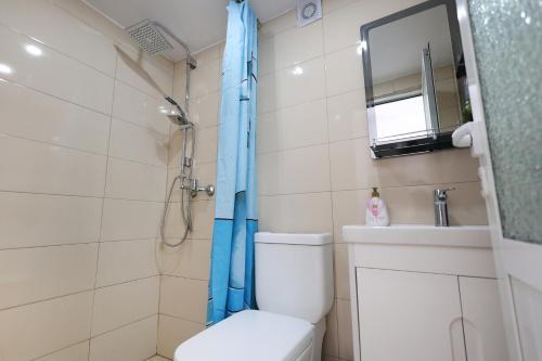 Apartment image 10