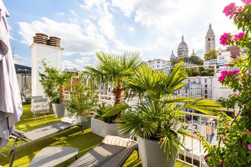 GuestReady - Paris Charm with Montmartre View, París