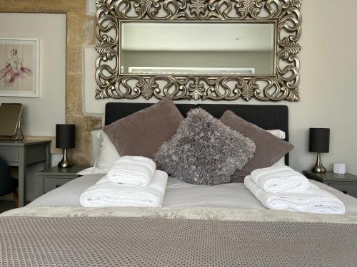 Cosy countryside stay near Bath with free parking, Bath