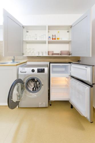 Apartment - Ground Floor image 6