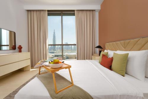 Maison Privee - Luxury Apt with Burj Khalifa Vw & Direct Mall Access - image 5