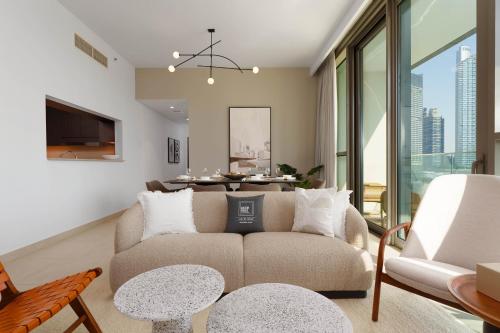 Maison Privee - Luxury Apt with Burj Khalifa Vw & Direct Mall Access - main image