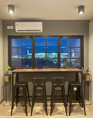 Restaurant, NYENYAK MRT Lebak Bulus Simatupang in Cilandak