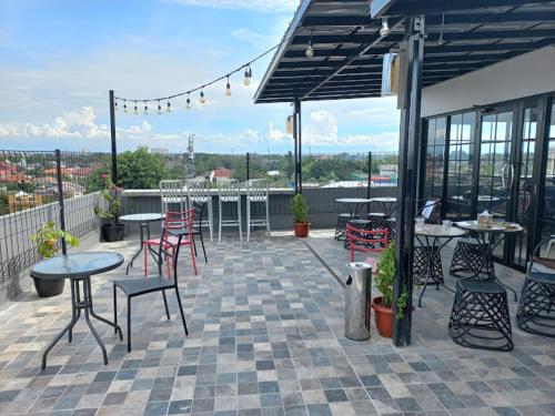 Restaurant, NYENYAK MRT Lebak Bulus Simatupang in Cilandak