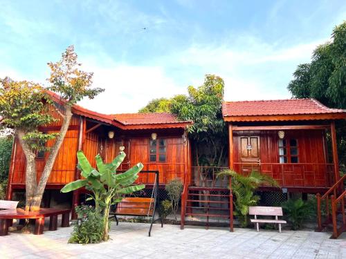 WOODEN HOMESTAY LAGI - 숙소 외관
