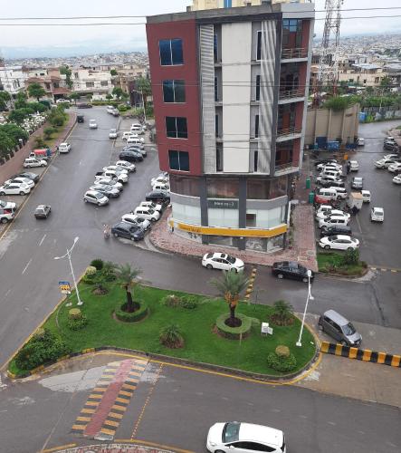 Pine Apartments Civic center bahria town Islamabad in ราวัลปินดี