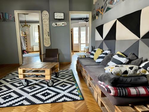 Nomad Hostel - image 3