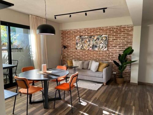 Premium Apt 2BR 24x7 San Telmo 300 Mb La Galerie in Barracas