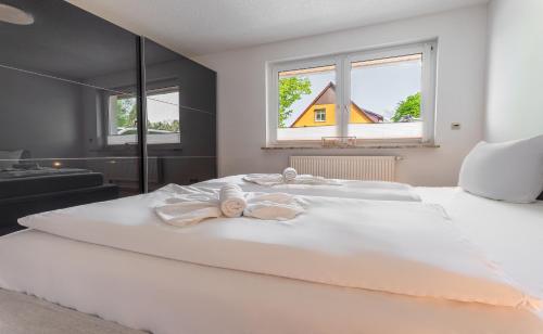 One-Bedroom Apartment with Terrace image 8