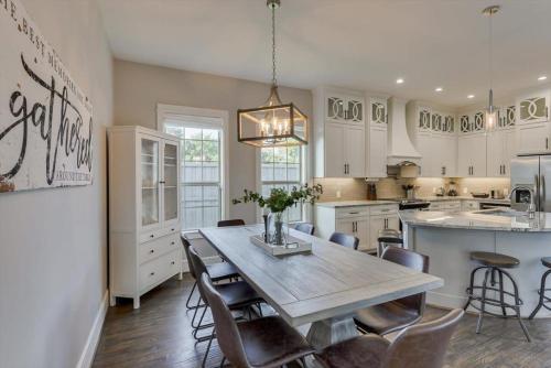 Texan Sunny Oasis 5 BED Private Pool Hot tub Texan Sunny Oasis 5 BED Private Pool Hot tub