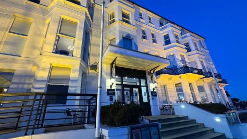 Langham Hotel Eastbourne - image 4