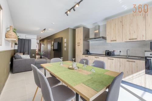 Urban Square Elite Suites by 360 Estates 5