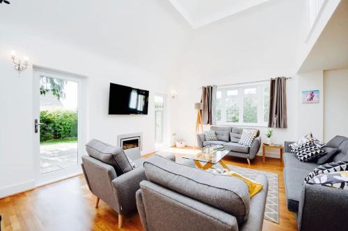 Country Chalet New Forest in Tiptoe