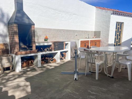 Holiday Home image 8