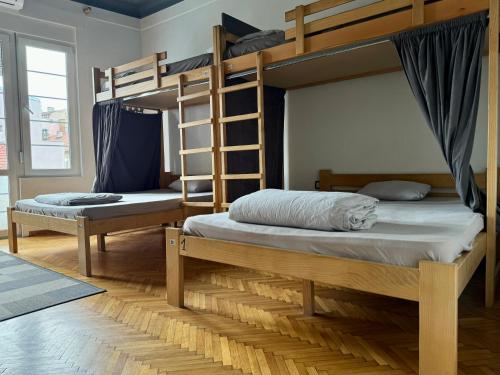 Nomad Hostel - image 4