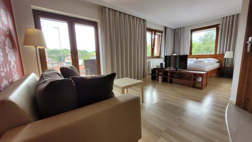 Large Double Room image 10