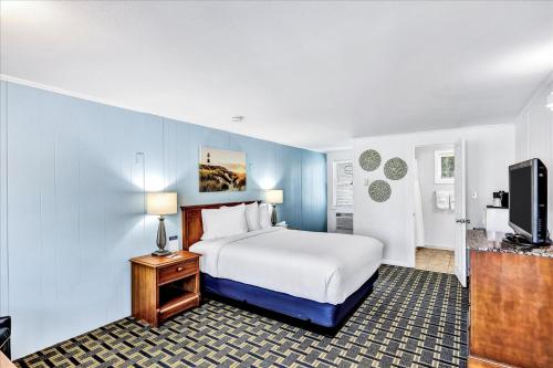 Ocean Breeze Motel Room Type - Queen Room