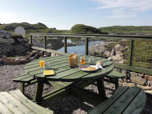 A környék, Inver Lodge, Finsbay, Isle of Harris in Rodel