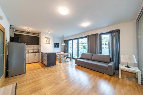 Garden Towers Apartments, Praha (fotografie 6)