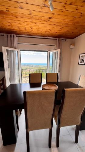 Kastro Edge Villa - image 3