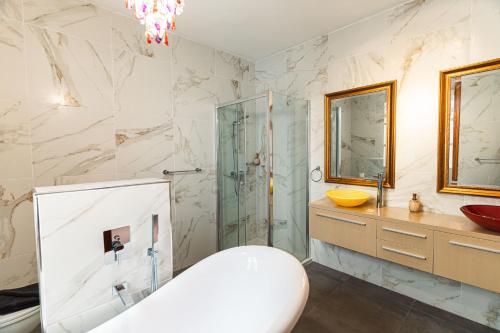 Suite 8 at Palazzo Seraphim Boutique living in St Julians 1