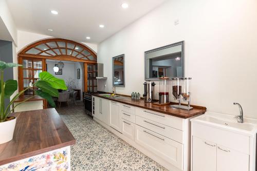 Suite 8 at Palazzo Seraphim Boutique living in St Julians, San Julián (foto 8)