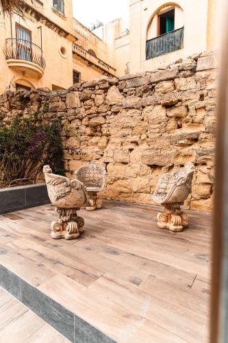 Suite 8 at Palazzo Seraphim Boutique living in St Julians 5